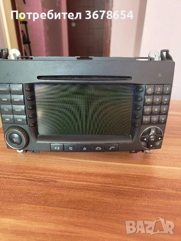 навигация за Мерцедес 