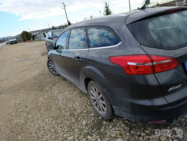 Ford Focus 1.5 Eco boost, снимка 6 - Автомобили и джипове - 54525642