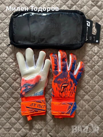 Вратарски ръкавици REUSCH Attrakt 8.5, снимка 2 - Футбол - 54649320