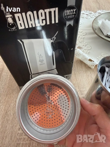 Bialetti Italia кафеварка Биалети Италия, снимка 3 - Други - 54484465