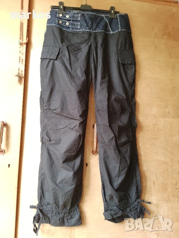 Оригинален дамски панталон Armani Jeans / Original Cargo Pants - Размер S/M, снимка 3 - Панталони - 55156588