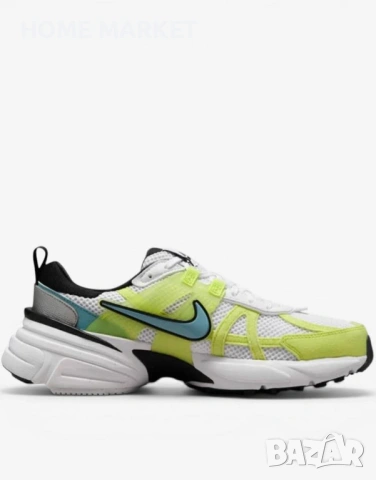 NIKE V2k Run Shoes White Дамски маратонки NIKE V2K в бял цвят, вдъхновени от ретро дизайна на модели, снимка 2 - Маратонки - 54691056