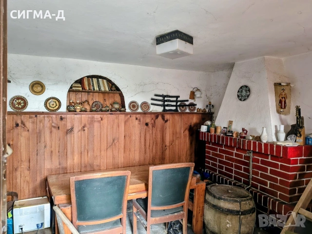 Панорамен имот в Батово - дом сред зелени склонове , снимка 9 - Къщи - 55102814