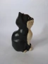 Фигура на котка от дърво в черно и бяло, снимка 2