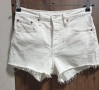  Нови със премахнат етикет. Дамски оригинални къси панталони Levi's 501® Original High Rise Shorts , снимка 3
