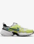NIKE V2k Run Shoes White Дамски маратонки NIKE V2K в бял цвят, вдъхновени от ретро дизайна на модели, снимка 2