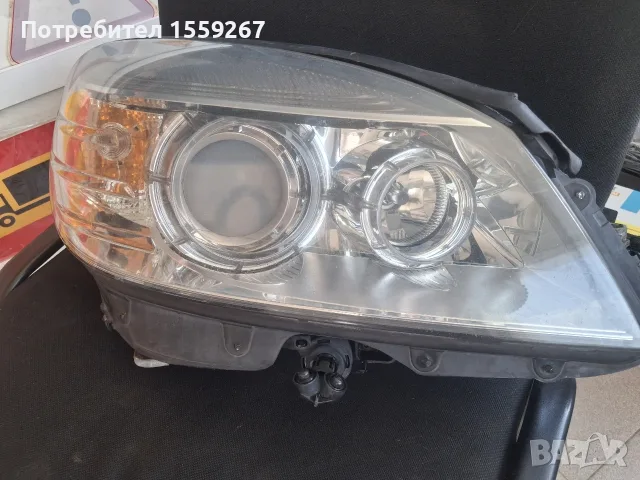 Фар за Мерцедес w204