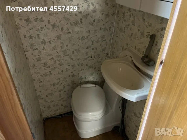 Продава се каравана в отлично състояние!, снимка 5 - Каравани и кемпери - 55595568