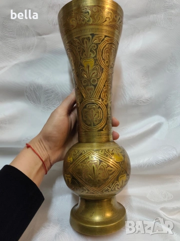 Внушителна ваза от гравиран месинг (31 см),цветни орнаменти, снимка 5 - Антикварни и старинни предмети - 54299250