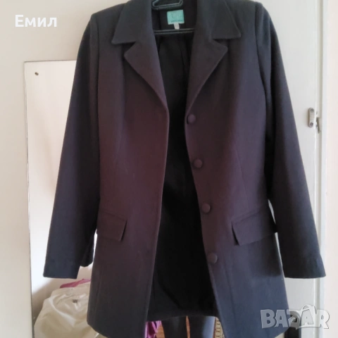 Продавам дамско кожено палто,сака,блузи, снимка 14 - Други - 54564249