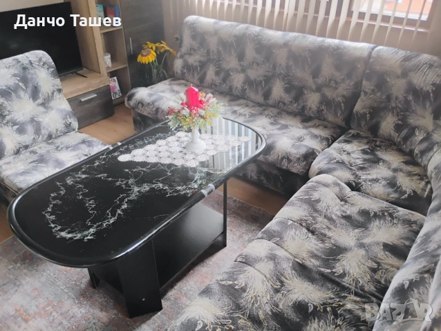 Холова гарнитура с маса и легло! , снимка 2 - Дивани и мека мебел - 54741161