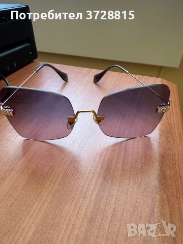Продавам слънчеви очила miu miu