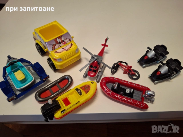 Кола Nesquik, ремарке Playmobil, двете и моторни шейни McDonald's др.