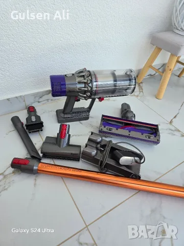 Dyson V10  веритикална прахосмукачка, снимка 6 - Прахосмукачки - 55298390