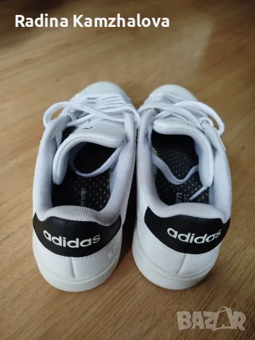 Дамски кецове Adidas , снимка 4 - Кецове - 55408674
