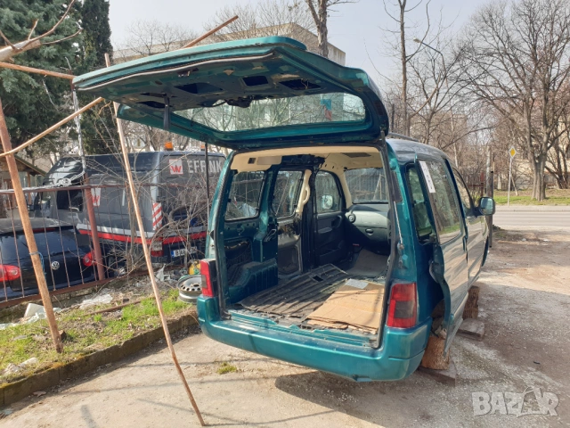 Peugeot Partner Citroen Berlingo задна врата багажник с амортисьори KRZD, снимка 11 - Части - 53990881