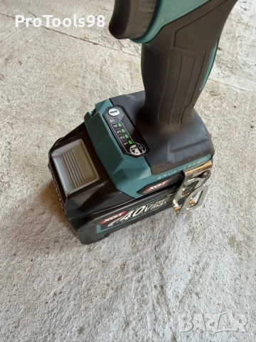 Makita TD003G 40v импакт + 4Ah батерия, снимка 3 - Други инструменти - 55361238