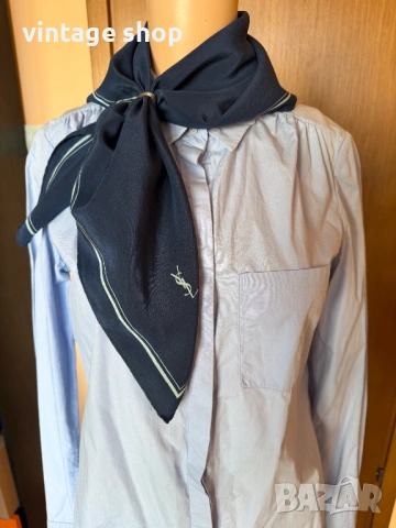 Копринен шал Yves Saint Laurent, снимка 2 - Шалове - 54251441