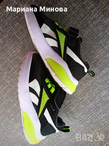 Детски маратонки "Reebok", снимка 2 - Детски маратонки - 55414309