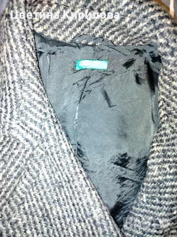 Елегантно дамско палто Benetton M/L, снимка 2 - Якета - 54084007