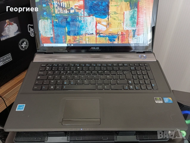 Лаптоп Asus N71V / 17,3", снимка 2 - Лаптопи за дома - 54664795