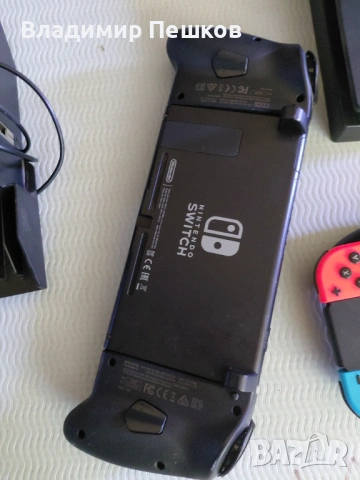 Продавам Nintendo Switch в отлично състояние, много пазен., снимка 11 - Nintendo конзоли - 54721762