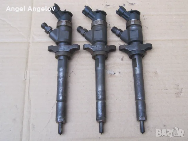 Дюза инжектор Peugeot 3008 1.6 Hdi 109к.с 0445110297 Bosch Citroen C4 Picasso 1.6 HDI