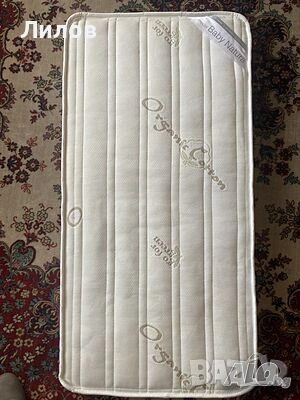 Продавам двулицев матрак