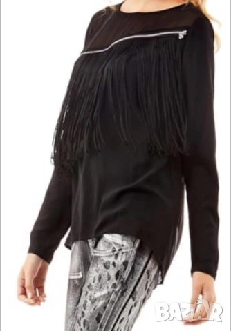 Нова блуза GUESS, XS размер,става и за S.