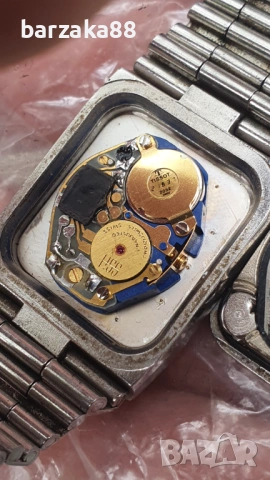 Дамски часовник Tissot 125, снимка 2 - Дамски - 54667547