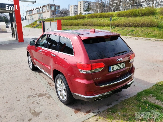 🔥 Jeep Grand Cherokee SUMMIT – 5.7 HEMI: Мощност и Лукс в едно! 🔥, снимка 3 - Автомобили и джипове - 54073982