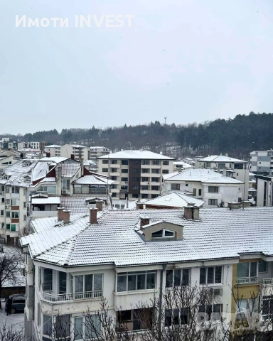 Тристаен апартамент с гледка към Боровата гора в кв. Боровец