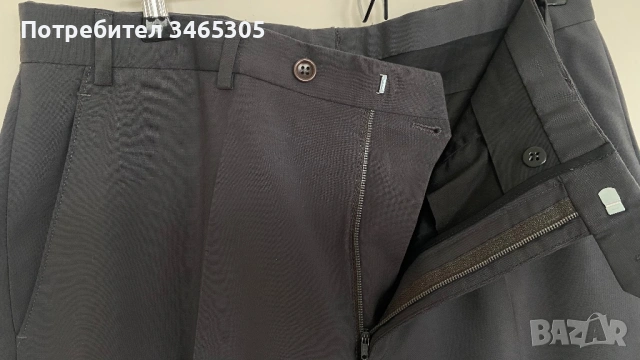 Armani Collezioni мъжки вълнен панталон , снимка 4 - Панталони - 54663121