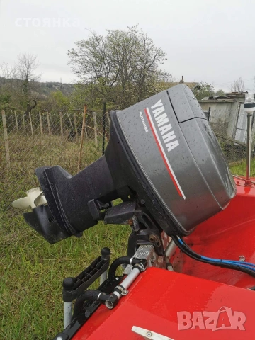 Продавам извънбордов двигател Yamaha 25 k.c дълъг ботуш