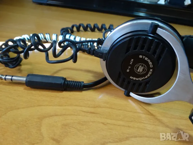 Studio Technik KH 1-S ..., снимка 3 - Слушалки и портативни колонки - 55671338