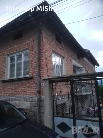Продавам двуетажна масивна къща с двор от собственик, снимка 10 - Къщи - 55402613