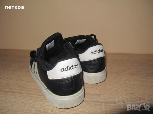 № 38 adidas, снимка 2 - Детски маратонки - 54586826