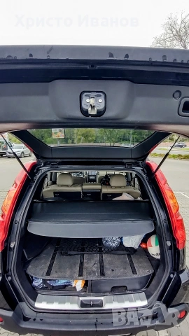 Nissan Xtrail T31, снимка 8 - Автомобили и джипове - 54410444