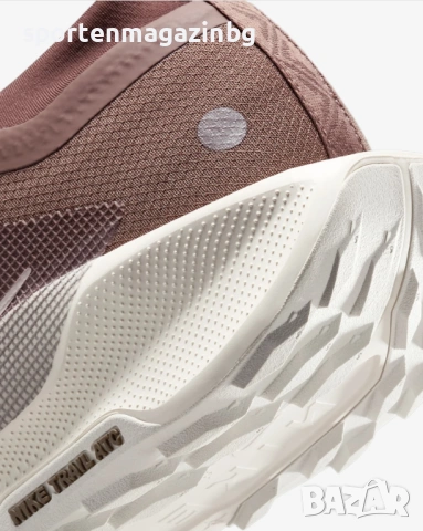 Дамски маратонки Nike Reactx Pegasus Trail 5 GTX SP, снимка 8 - Маратонки - 54857048