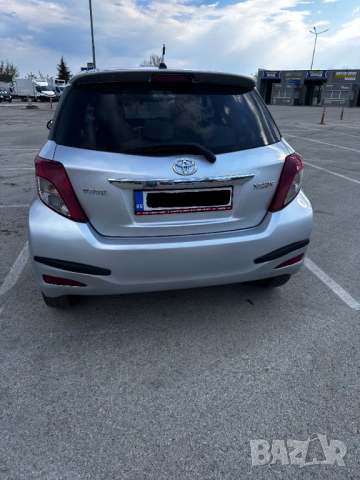 Продавам Тойота Ярис - отличен, снимка 11 - Автомобили и джипове - 54397595