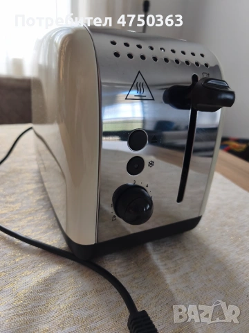 Тостер Russell Hobbs – стилен метален дизайн, отлично състояние.  Тостер Russell Hobbs с елегантен к, снимка 4 - Тостери - 55021822