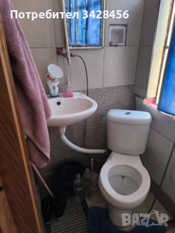 Продавам просторна къща с голям двор - гр. Димово, снимка 12 - Къщи - 54334908