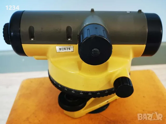 Японски оптичен автоматичен нивелир TOPCON AT-G6, снимка 3 - Измервателни инструменти - 55676778