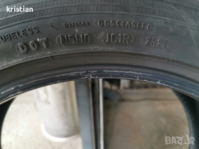 235 45 18 goodyear 2бр, снимка 2 - Гуми и джанти - 54823770