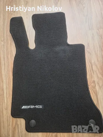 Оригинални AMG стелки Mercedes W205, снимка 2 - Аксесоари и консумативи - 55652086