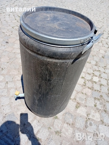 бъчва за вино. 130 литра. 30 €. Лично вземане от Банско., снимка 2 - Бидони, бурета и бъчви - 54986723