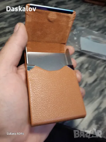 Продавам кожена табакера за цигари, снимка 2 - Табакери - 55352809