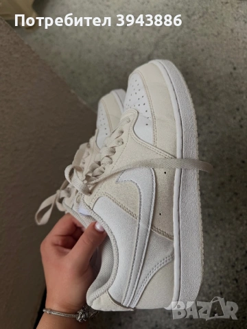 Оригинални Nike обувки, снимка 5 - Маратонки - 54692771