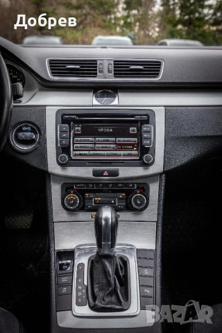 VW Passat B7 140hp DSG HighLine ДОГОВАРЯНЕ, снимка 14 - Автомобили и джипове - 54006040