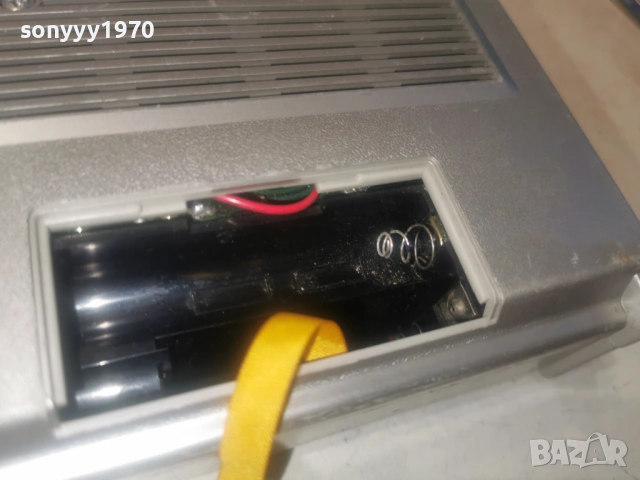 GRUNDIG YACHT BOY 600-ВНОС GERMANY 1606260952L4, снимка 17 - Радиокасетофони, транзистори - 54922140